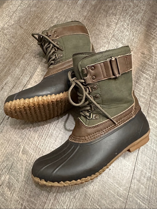 JBU Olive Green & Brown Waterproof Duck Boots 6.5 main image 6